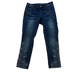 Sandpiper Floral Embroidered Ankle Jeans, Sz 4 petite